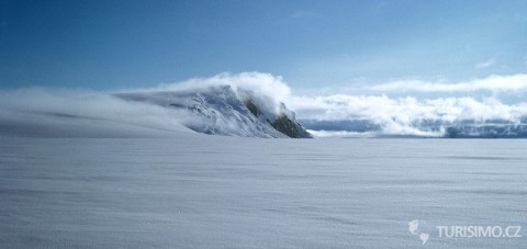 Vulkán Grimsvötn na ledovci Vatnajökull na Island, autor: Roger McLassus